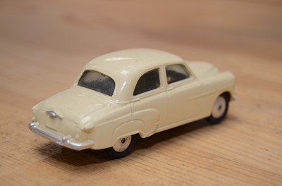Lot 37 - Early Issue Corgi Toys Cars