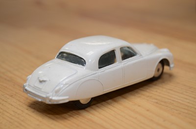 Lot 37 - Early Issue Corgi Toys Cars