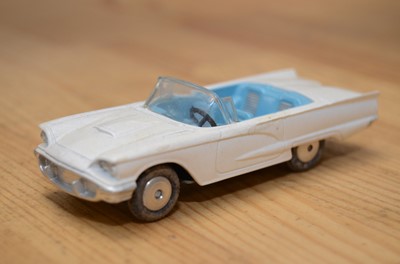 Lot 37 - Early Issue Corgi Toys Cars