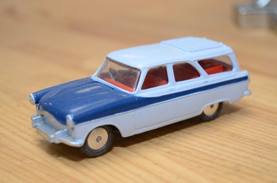 Lot 39 - Corgi Toys British Cars
