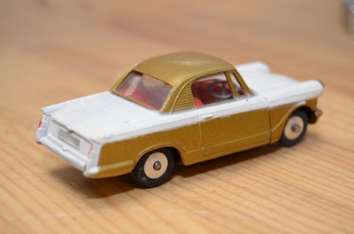 Lot 39 - Corgi Toys British Cars