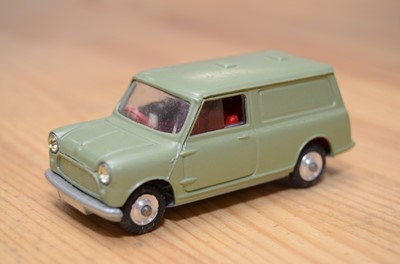 Lot 41 - Corgi Toys Small Commercial Vehicles