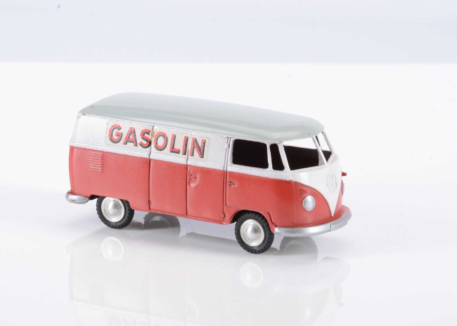 Lot 83 - A Märklin (West Germany) 5524/5G 8007 Volkswagen Delivery Van