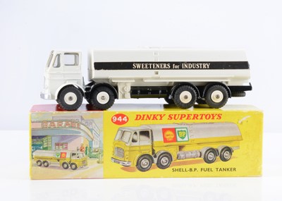 Lot 165 - A Very Rare Dinky Supertoys 944 Leyland Octopus 'Corn Products' Tanker