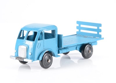 Lot 200 - A French Dinky Toys 25-H Ford Beverage Truck