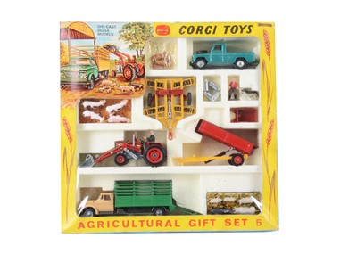 Lot 230 - A Corgi Toys Gift Set 5 Agricultural Set