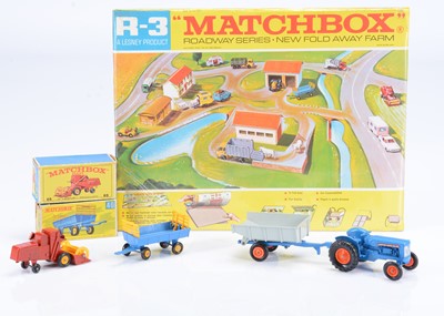 Lot 239 - Sealed Matchbox Roadway Series R-3 Fold Away Farm