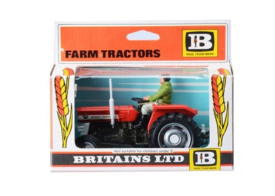 Lot 240 - A Britains 1:32 Scale Massey-Ferguson 135 Tractor No.9520