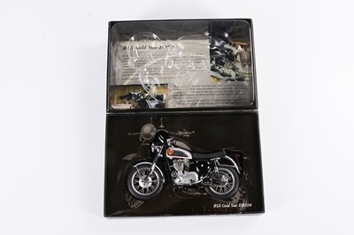 Lot 338 - A Minichamps 1:12 Scale Classic Bike Series BSA Goldstar DBD34 1956 (Black) Motorcycle Model