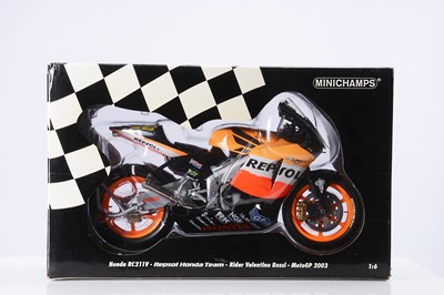Lot 341 - A Minichamps 1:6 Scale Honda RC211V Motorcycle Model