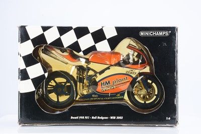 Lot 342 - A Minichamps 1:6 Scale Ducati 998 F01 Motorcycle Model