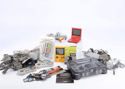 Lot 468 - Nintendo Games Consoles, Accessories & Games