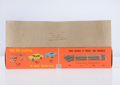 Lot 493 - A Tri-ang Minic Motorways RM925 Roadrailer Set