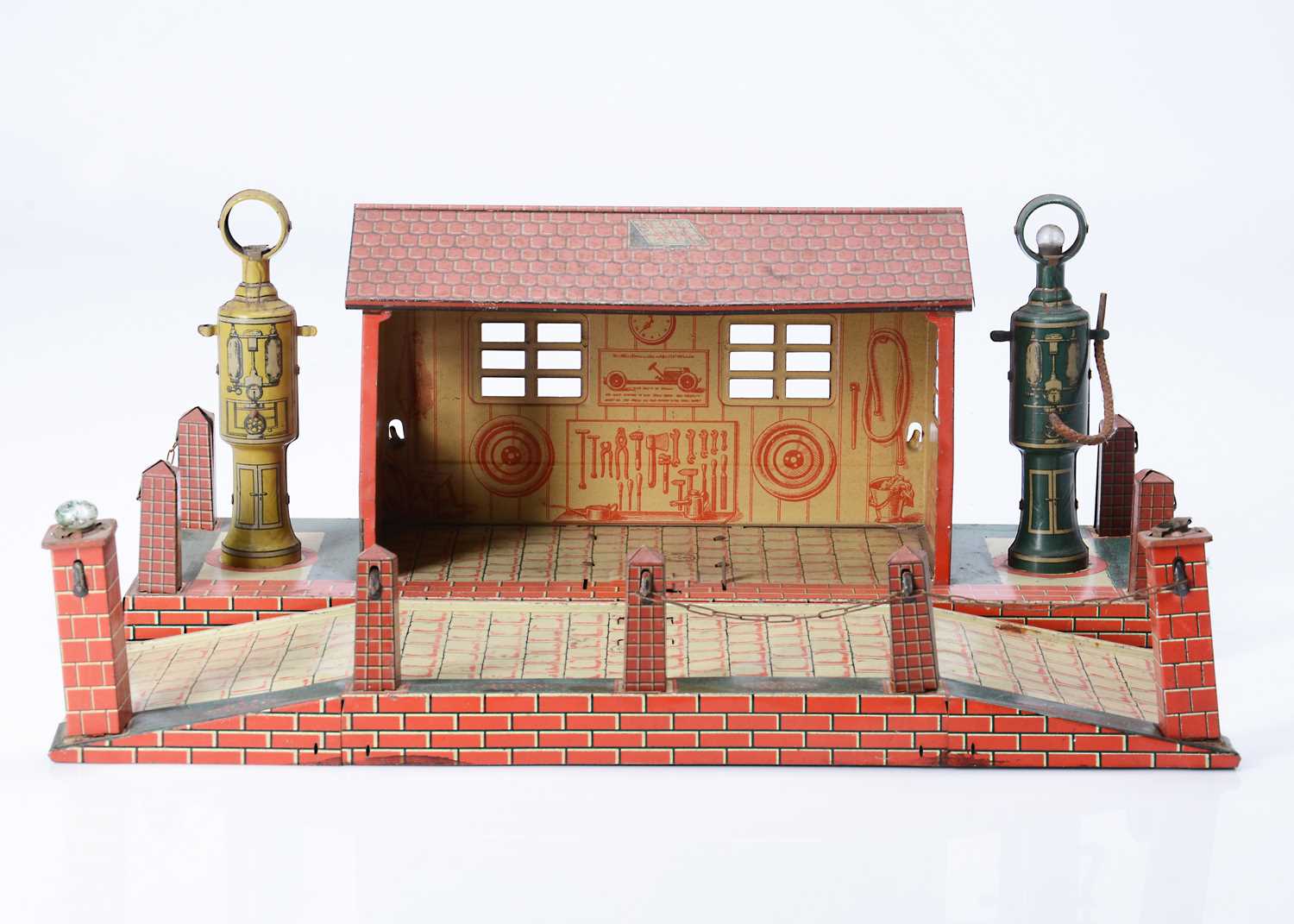 Lot 545 - Orobr (Germany) Tinplate Filling & Service Station