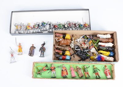Lot 703 - Timpo and Benbros loose lead knights based on films comprising Timpo mounted Crusader knights from Ivanhoe (4), and Knights of the Round Table (3), 2 Crusaders complete with lance and shield