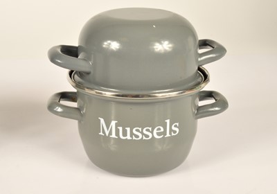 Lot 6 - A set of four enamel Mussel pots and covers