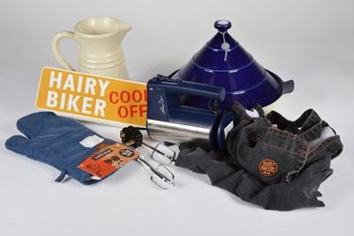 Lot 19 - Hairy Bikers Kitchenalia