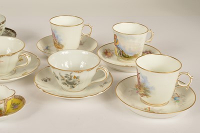 Lot 82 - A collection of continental porcelain tea cups and saucers
