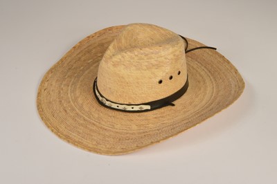 Lot 114 - A large Bonanza hat