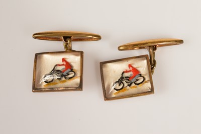 Lot 156 - A pair of novelty Art Deco Essex intaglio style cufflinks