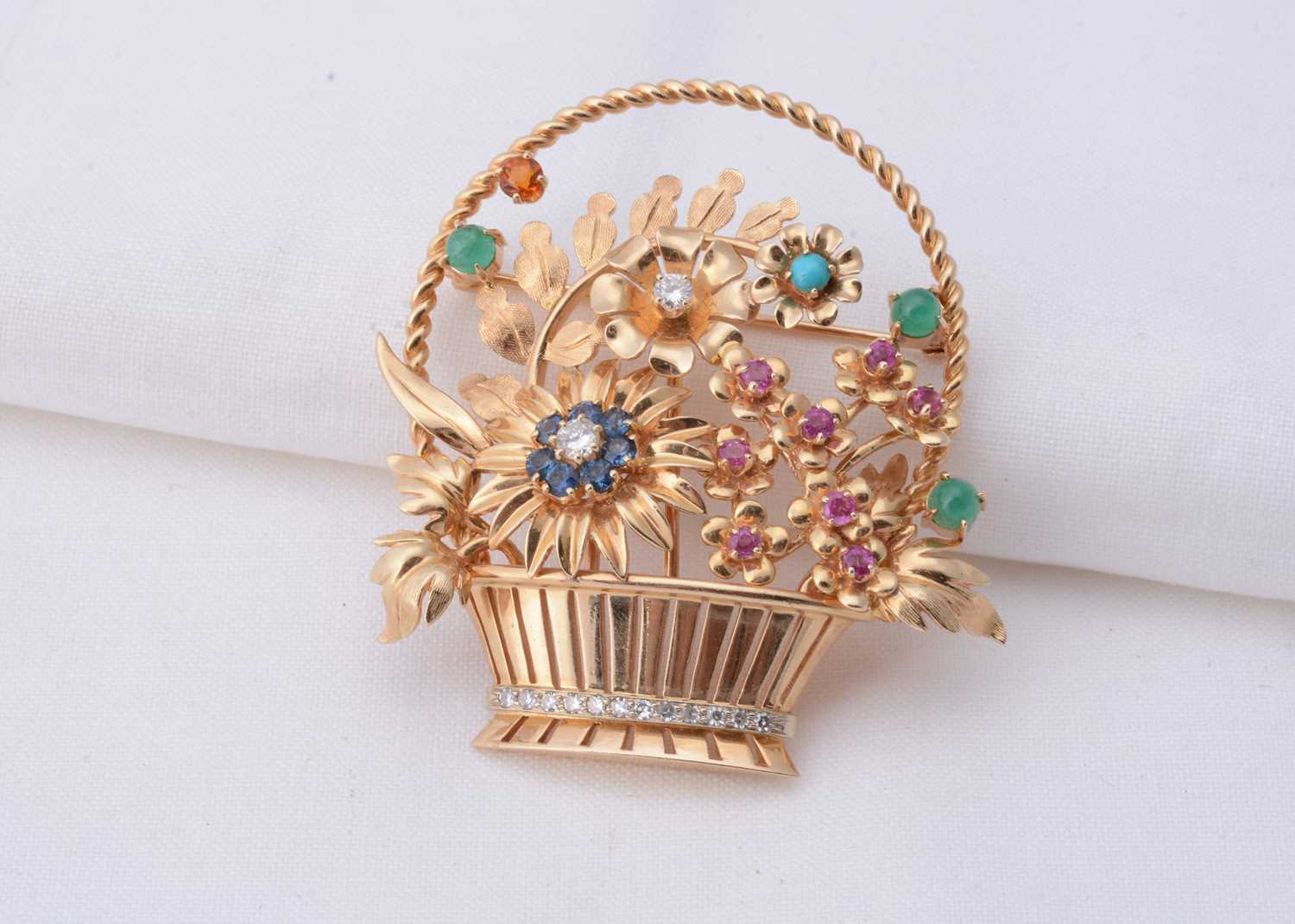 Lot 40 - A 14ct gold flower basket multi gem set brooch
