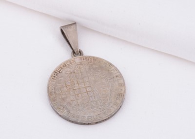 Lot 71 - A silver 1976 Austrian winter Olympic coin