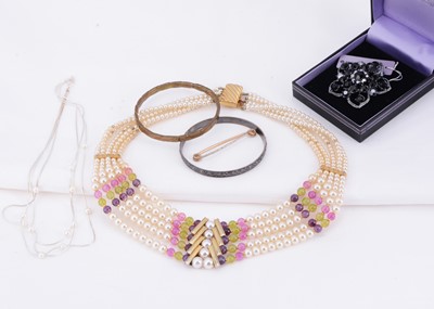 Lot 72 - A silver embossed bangle & collection of costume jewellery
