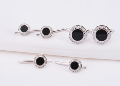 Lot 76 - A set of 18 ct gold onyx & diamond cufflinks & four matching shirt studs