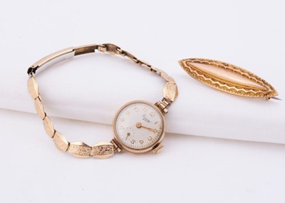 Lot 101 - An antique 9ct gold brooch & a ladies Everite watch