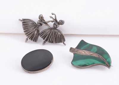 Lot 174 - A vintage Frederick Massingham silver dancing ballerinas brooch, together with oval onyx brooch & malachite leaf brooch
