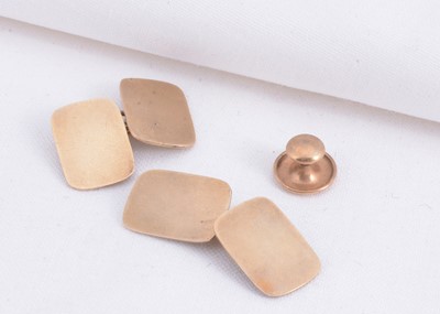 Lot 175 - A pair of 9ct gold cufflinks