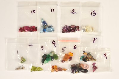 Lot 189 - A collection of loose gems & stones