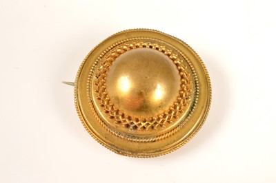 Lot 191 - A antique yellow metal target brooch