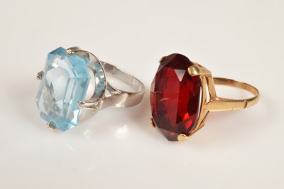Lot 195 - Two cocktail style rings