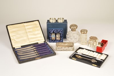 Lot 328 - A small collection of silver and other items