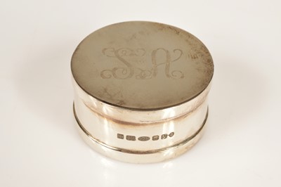 Lot 334 - A small modern silver circular box from Hersey & Son