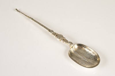 Lot 350 - An Edward VIII large silver anointing spoon by MM & Co