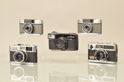 Lot 24 - Five Compact Cameras