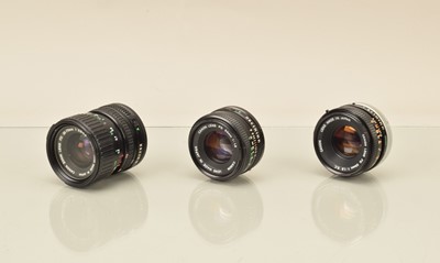 Lot 76 - Three Canon Lenses