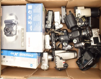 Lot 96 - A Tray of Digital Compact Cameras
