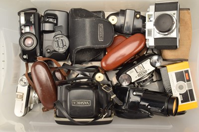 Lot 100 - A Tray of 35mm Cameras