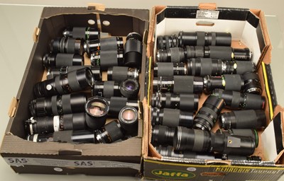 Lot 178 - Two Trays of Zoom Lenses