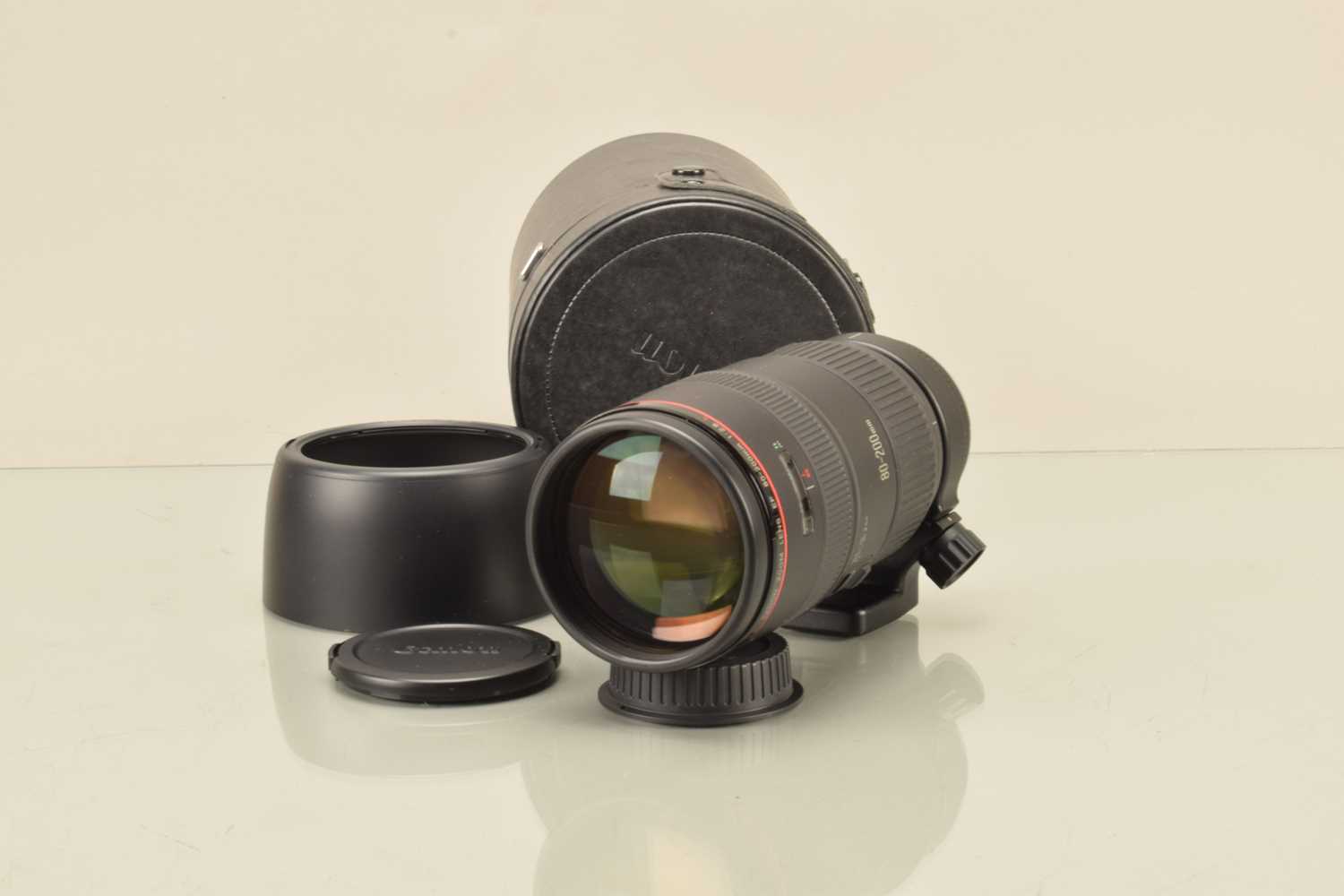 Lot 202 - A Canon EF 80-200mm f/2.8 L Lens
