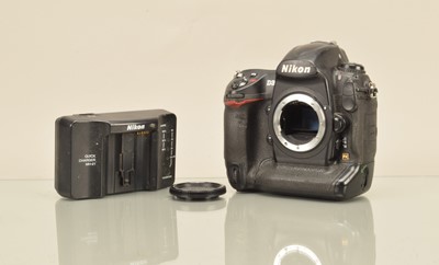 Lot 260 - A Nikon D3 FX DSLR Camera Body