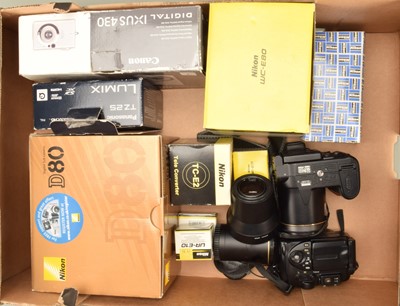 Lot 271 - A Group of Digital Cameras