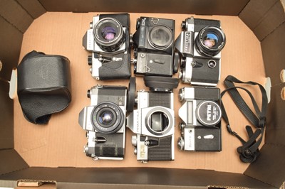 Lot 303 - A Group of Eastern Block Cameras