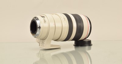 Lot 382 - A Canon EF 100-400mm f/4.5-5.6 L IS Ultrasonic Lens