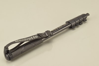 Lot 383 - A Manfrotto Mmcompact-BK Monopod