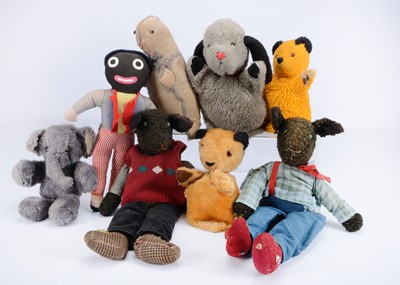 Lot 148 - Sooty and Sweep hand puppets