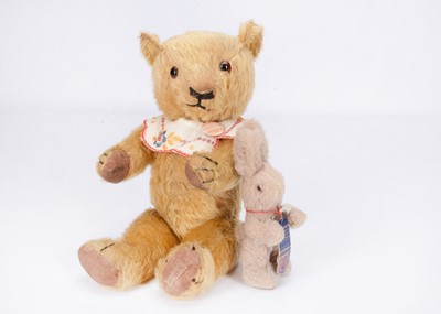 Lot 259 - A 1930s Chad Valley Magna teddy bear